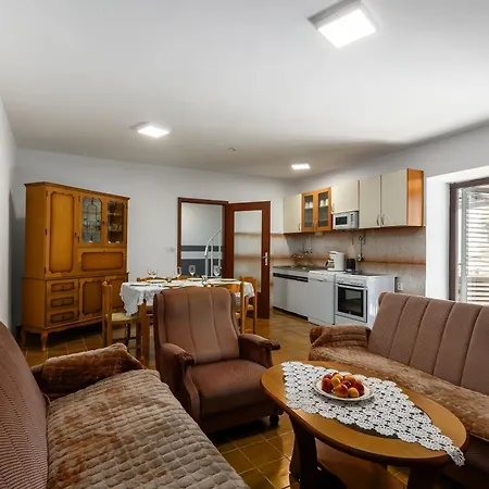 House Bakic Nyaraló Krnica